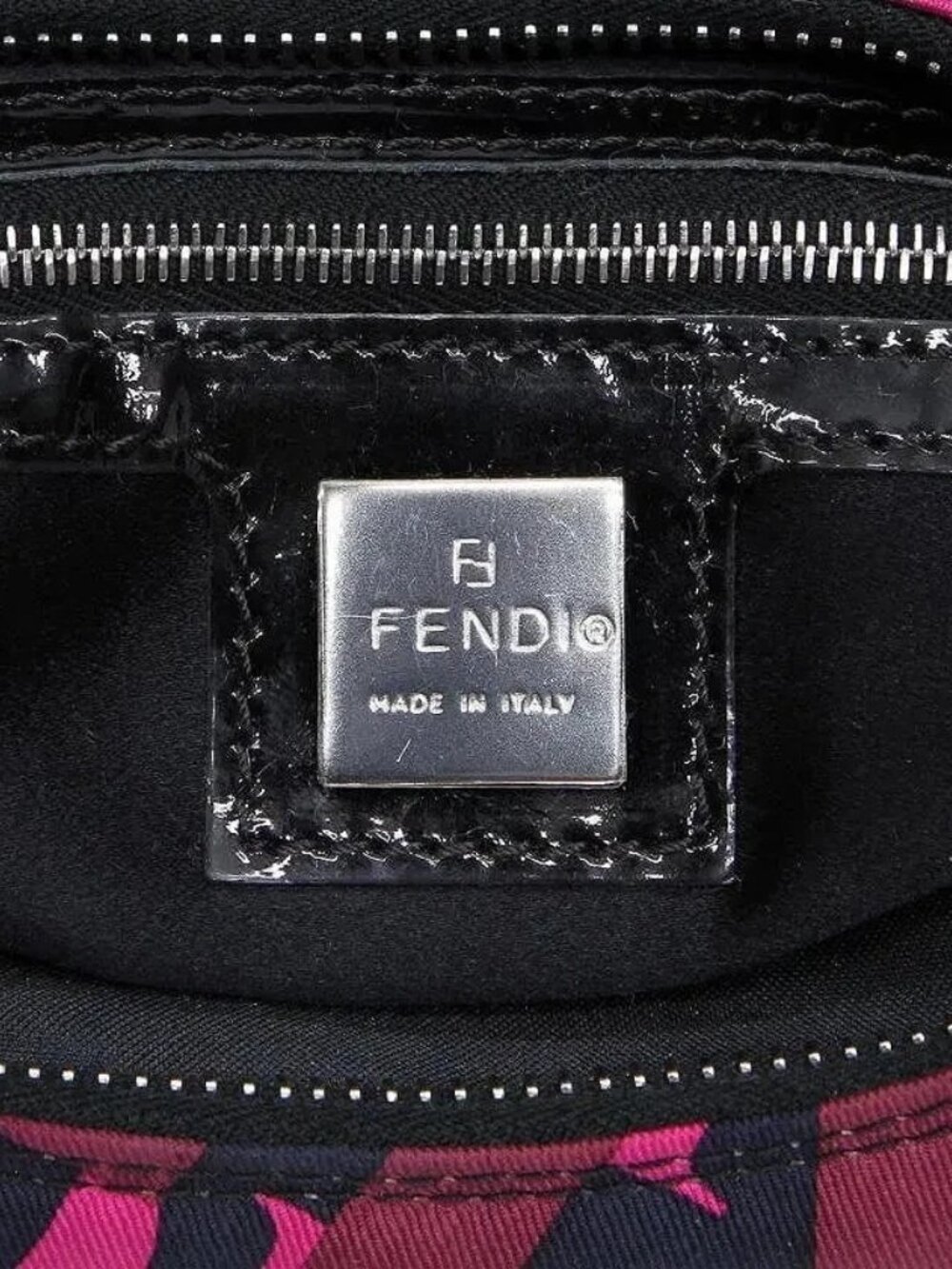 2000 FENDI Typography Croissant Bag - Picture 4 of 5